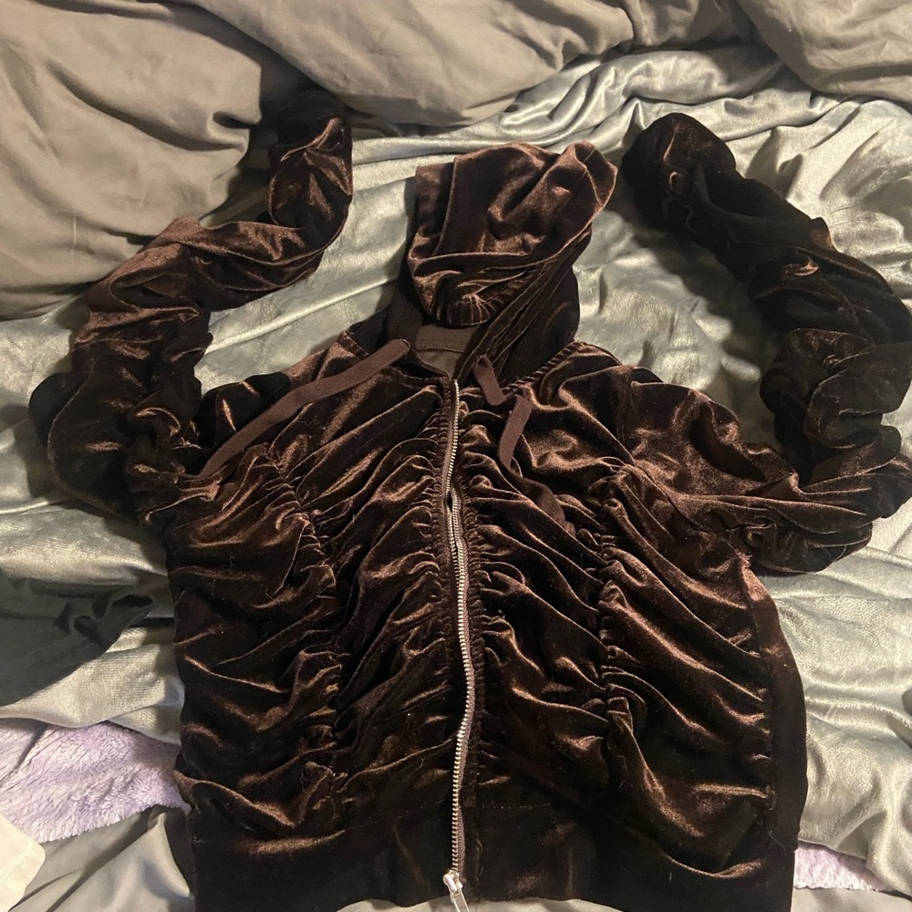 Velvet cropped hoodie